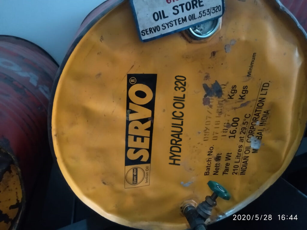 Servo HYDRAULIC OIL 320
